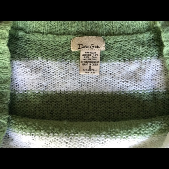 NFS The best striped sweater! - Picture 2 of 2